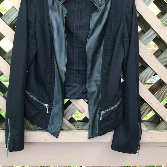 Stylish lightweight black jacket - Picture 3 of 7